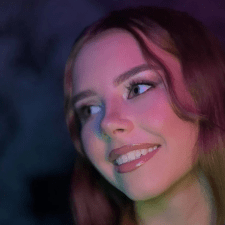 Freelancer Milana D. — Ukraina, Równe. Specjalizacja — Tłumaczenie tekstów, Copywriting