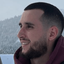 Freelancer Danyil M. — Ukraina, Kijów. Specjalizacja — Python, Układ HTML i CSS