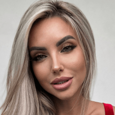 Yana Lakhotska