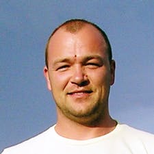 Заказчик Максим О. — Украина.