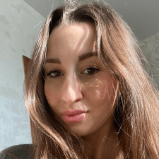 Freelancer Yevelina M. — Ukraine, Saporischschja. Fachgebiet — Textübersetzung, Textübersetzung