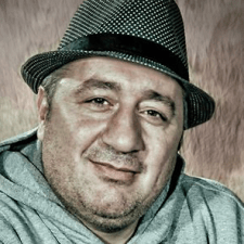 Фрилансер Леон С. — Армения, Erevan. Специализация — Логотипы, Дизайн визиток