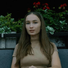 Заказчик Helen M. — О.А.Э., Абу Даби.
