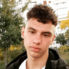 Freelancer Mykola K. — Ukraine, Kyiv. Core skill — Python, Javascript and Typescript
