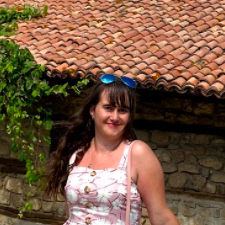 Freelancer Nadia M. — Ukraine, Lvov. Core skill — Text Translation, Content Management