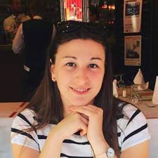Фрилансер Nadia T. — Франция, Paris. Специализация — Работа с клиентами