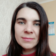 Freelancer Nadezhda L. — Ukraine, Chernovtsy. Core skill — Copywriting, Logo Design