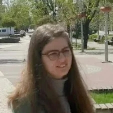 Фрилансер Анастасія Ч. — Украина, Орехов. Специализация — Дизайн интерфейсов (UI/UX), Написание статей