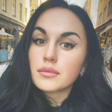Фрилансер Анастасия Д. — Швеция, Stockholm. Специализация — Логотипы, Дизайн упаковки и этикетки