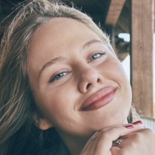 Freelancer Anastasiia K. — Ukraina, Odessa. Specjalizacja — Projektowanie wizytówek, Praca z klientami