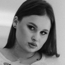 Freelancer Anastasiia D. — Ukraine, Kyiv. Core skill — Social Media Page Design, Content Management