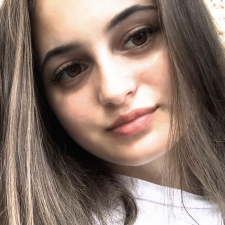 Freelancer Nataliia K. — Ukraine, Mostiska. Core skill — AR & VR Development, AR & VR Development