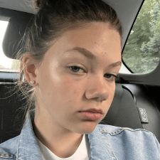 Freelancer Natalia L. — Ukraine, Uzhgorod. Core skill — Text Translation, Script Writing