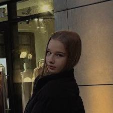 Freelancer Nataliia S. — Ukraine, Charkiw. Fachgebiet — Textübersetzung, Logo-Design