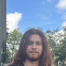Freelancer Ivan-Nazarii F. — Ukraine, Ivano-Frankovsk. Fachgebiet — Textübersetzung