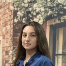 Freelancer Alona N. — Ukraina, Charków. Specjalizacja — Tłumaczenie tekstów, Copywriting