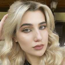 Freelancer Nika B. — Ukraina, Odessa. Specjalizacja — Promocja w sieciach społecznościowych (SMM), Copywriting