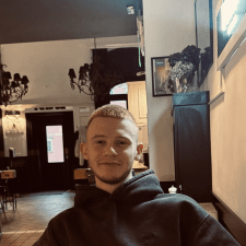 Freelancer Nikita S. — Polska, Warszawa.