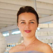 Анна Белоусова