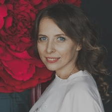 Freelancer Olga D. — Ukraine, Ivano-Frankovsk. Core skill — Presentations, Print Design