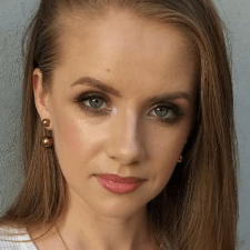 Freelancer Oksana M. — Ukraina, Lwów. Specjalizacja — Loga, Identyfikacja wizualna
