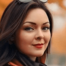 Freelancer Oksana M. — Ukraine, Ivano-Frankovsk. Core skill — Interface Design (UI/UX), Infographics