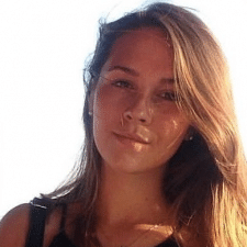 Freelancer Oksana M. — Belgia, Charleroi. Specjalizacja — Tłumaczenie tekstów, Edukacja