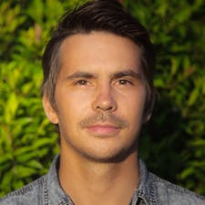 Freelancer Oleg A. — Indonesien, Джакарта. Fachgebiet — Webdesign, Verpackungs- und Etikettendesign