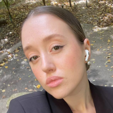 Freelancer Viktoriia K. — Ukraina, Odessa. Specjalizacja — Tłumaczenie tekstów, Edycja i korekta tekstu