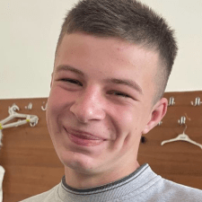 Freelancer Oleksandr B. — Ukraina, Kamenka-Bugskaya. Specjalizacja — Język angielski, Copywriting