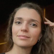 Freelancer Oleksandra T. — Ukraine, Kyiv. Core skill — HTML & CSS, Javascript and Typescript