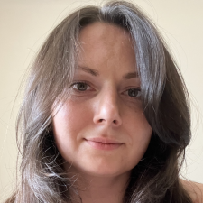 Freelancer Olena K. — Czech Republic, Praha. Core skill — Interface Design (UI/UX), AI Art