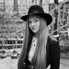 Freelancer Olga S. — Ukraine, Uzhgorod. Core skill — Video Processing, Logo Design