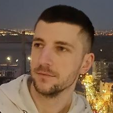 Zleceniodawca Oleksandr Z. — Ukraina, Kijów.