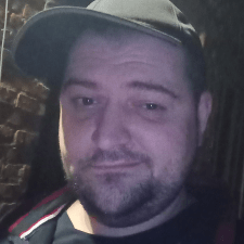 Freelancer Maksim T. — Ukraina, Krzywego Jeziora. Specjalizacja — Język angielski, Przepisywanie tekstów (rewright)