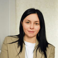 Freelancer Iryna U. — Ukraine, Kharkiv. Core skill — Content Management, Text Translation