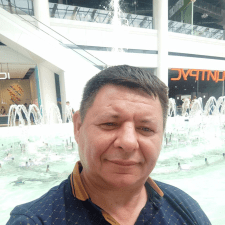 Freelancer Volodimir L. — Ukraina, Kijów. Specjalizacja — Reklama kontekstowa, Reklama w mediach społecznościowych