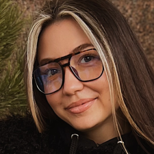 Фрилансер Поліна Л. — Україна, Київ. Спеціалізація — Рерайтинг, Копірайтинг