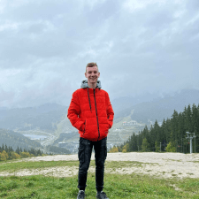 Freelancer Anton Y. — Ukraina, Winnica. Specjalizacja — Pisanie artykułów, Copywriting