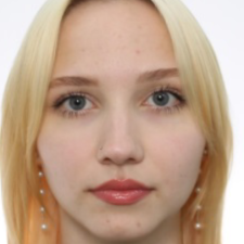 Freelancer Yelyzaveta M. — Ukraina, Krzemieńczug. Specjalizacja — Tłumaczenie tekstów, Copywriting