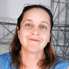 Фрилансер Людмила П. — Украина, Киев. Специализация — Обработка фото, Векторная графика