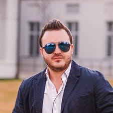 Zleceniodawca Maksim L. — Ukraina, Lwów.