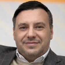 Freelancer Roman V. — Ukraine. Core skill — Bot Development, AI & Machine Learning