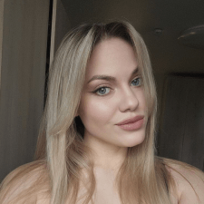 Freelancer Valeriia T. — Ukraine, Kyiv. Core skill — Web Design, Mobile Apps Design