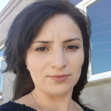 Freelancer Roza L. — Armenia, Martuni. Specjalizacja — C i C++, Pisanie scenariuszy