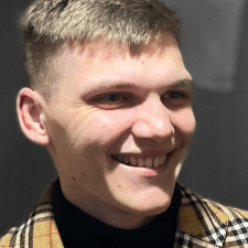 Freelancer Ruslan D. — Ukraine, Kharkiv. Core skill — Articles & Blog Posts, Text Translation