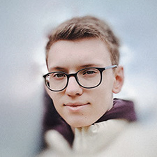 Freelancer Ruslan V. — Ukraine, Khmelnitskyi. Core skill — Interface Design (UI/UX)
