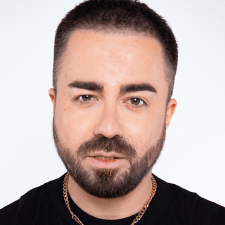 Freelancer Aleksandr D. — Ukraina, Kijów. Specjalizacja — Usługi lektora