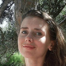 Freelancer Yekaterina L. — Ukraine, Kharkiv. Core skill — Outdoor Advertising, Web Design