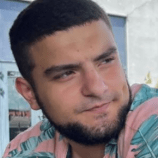 Freelancer Vasil S. — Ukraina, Mukaczewo. Specjalizacja — Animacja, Loga